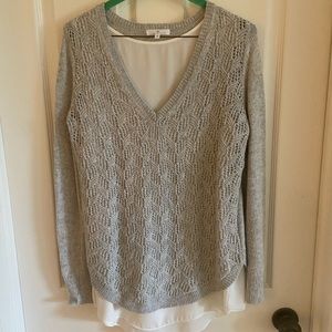 RW&co grey and white sweater. Size M